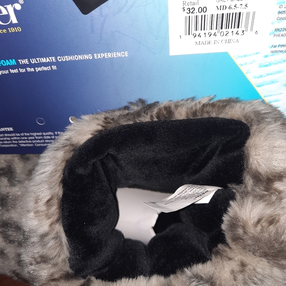 Isotoners Memory Foam Cheetah Grey Slippers - Picture 3 of 3